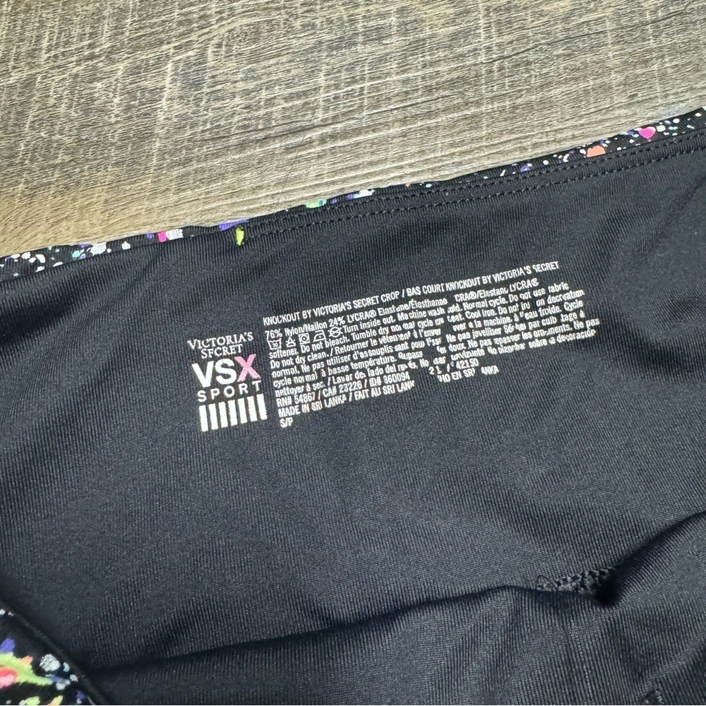 Victoria's Secret VSX Sport Knockout Crop Medium Rise, Splattered Paint, Small - Picture 7 of 7